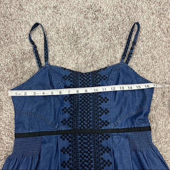 Free People Embroidered Mount St Helen’s Denim Chambray Skater Mini Dress Sz 10 - Picture 6 of 7